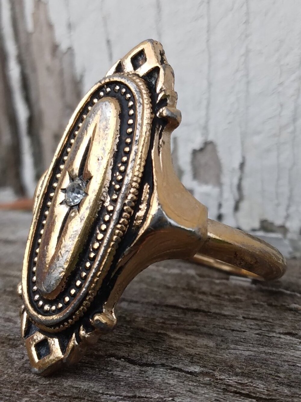 Vintage Avon 1976 Kensington Ring Victorian Style Gold Tone Size 6 - Picture 6 of 12